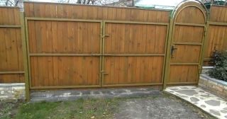 Купить распашные ворота деревянные Орел, цена от 2797 руб.